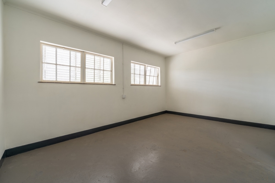 To Let commercial Property for Rent in Dal Josafat Western Cape